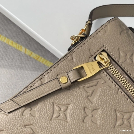 MÉTIS VUITTON POCHETTE LOUIS 0711
